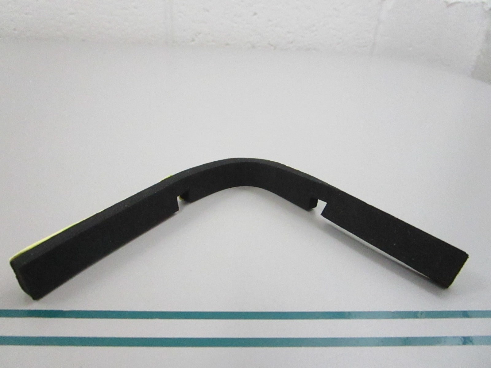 NEW OEM 57000392 Harley Davidson LH Outer Fairing Seal 0810