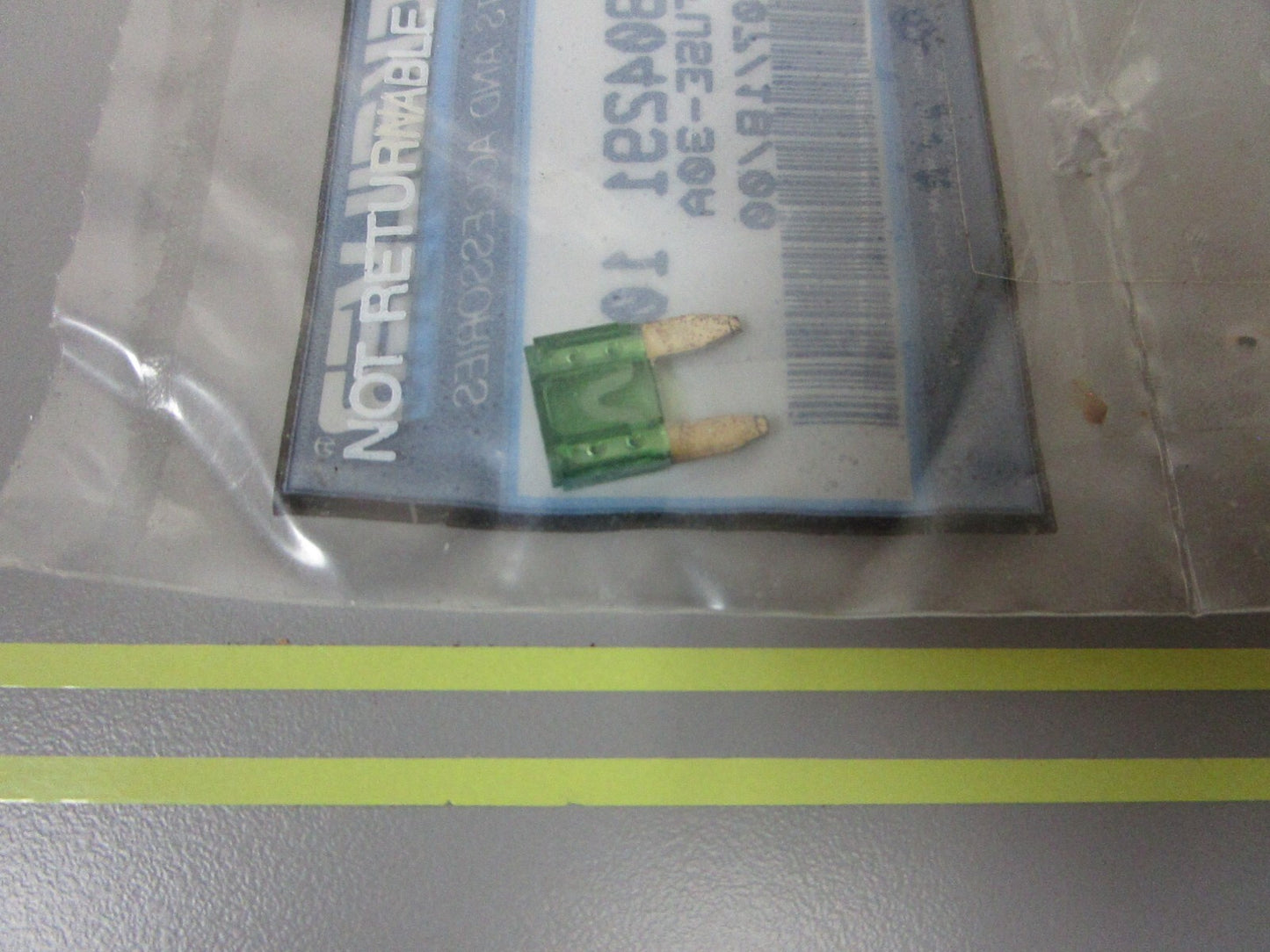 *NEW OEM* 0810 Mercury Quicksilver 30A Fuse 88-80429110