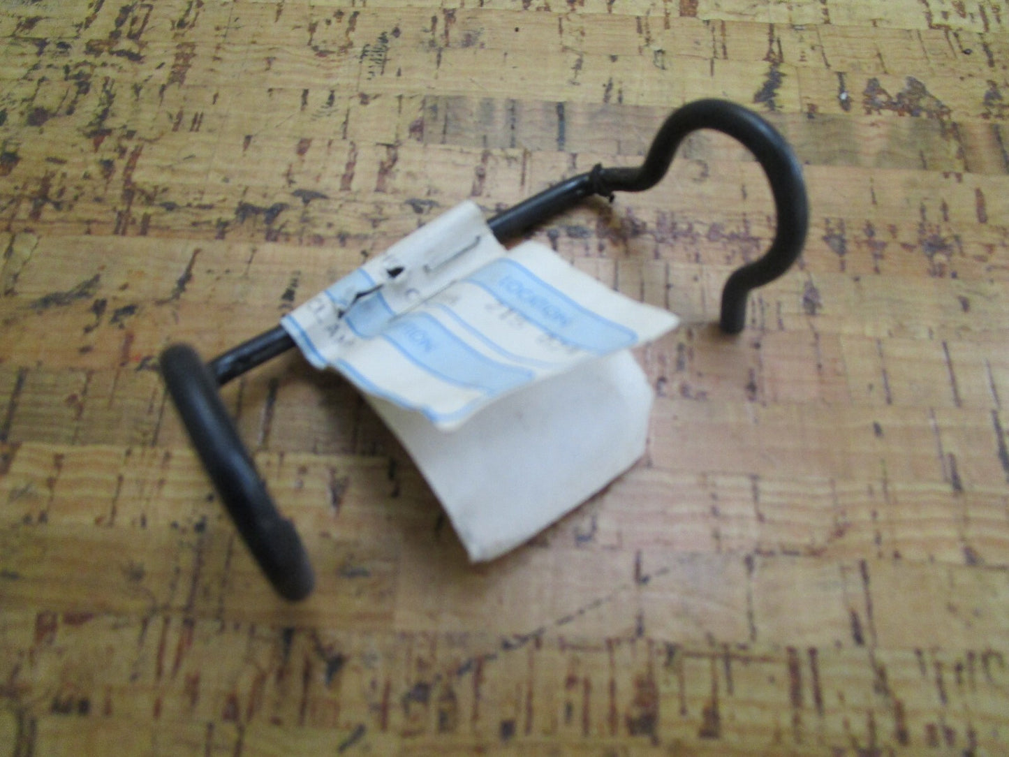 *NEW OEM* 0810 OMC Johnson Evinrude Clamp 315182 0315182