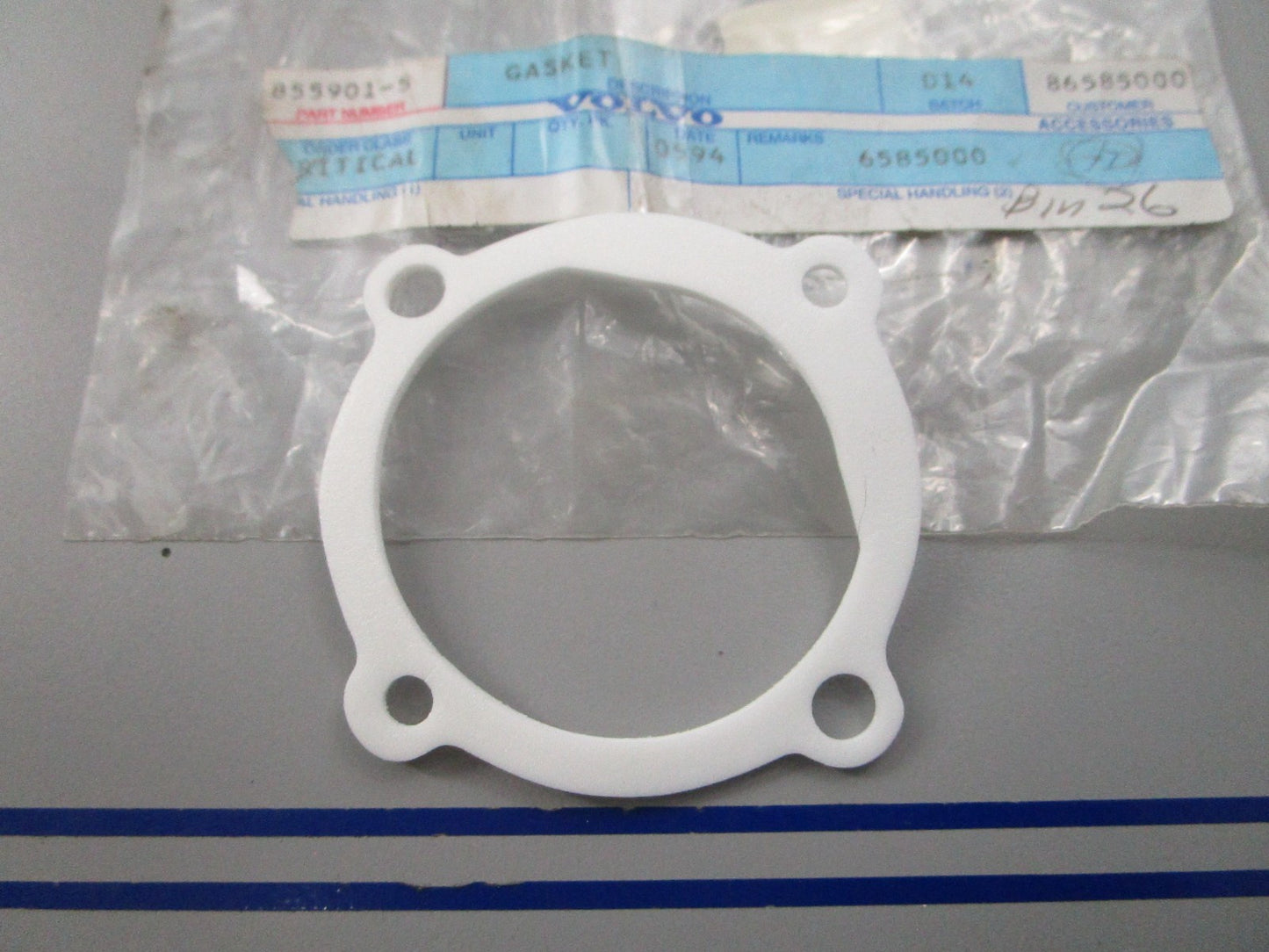 NEW OEM 855901 Volvo Penta Gasket 0810