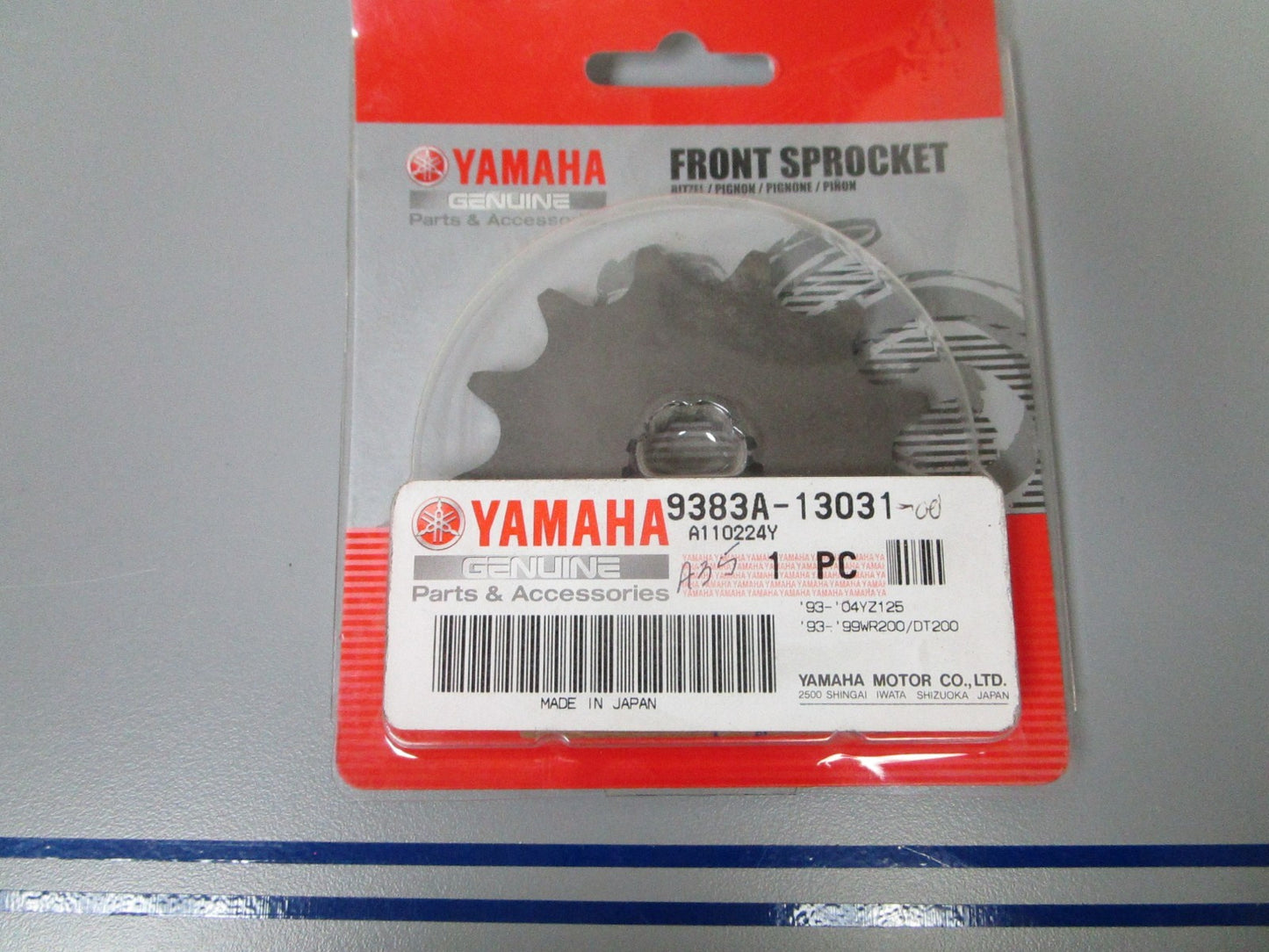 NEW OEM 9383A-13031-00 Yamaha 13T Front Sprocket 0720