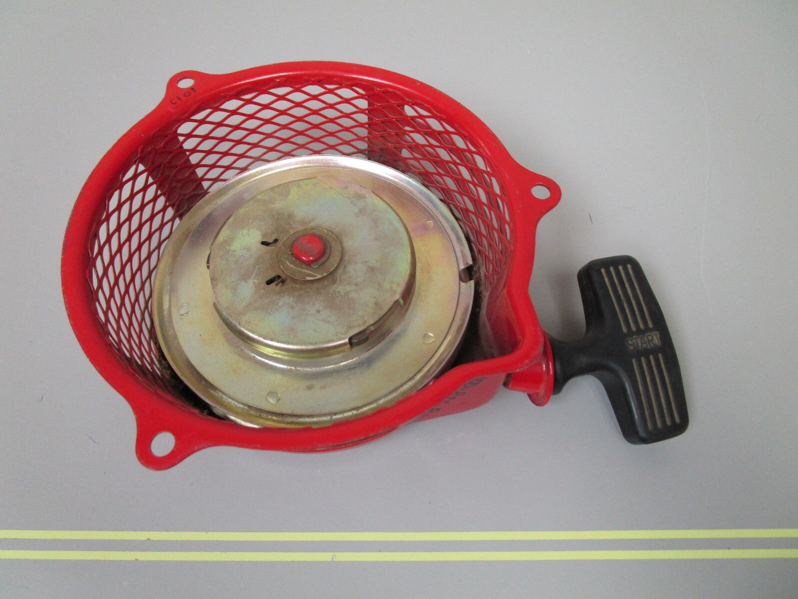 *NEW OEM* 0720 Honda E2500 G80 Recoil Starter 28400-823-811H