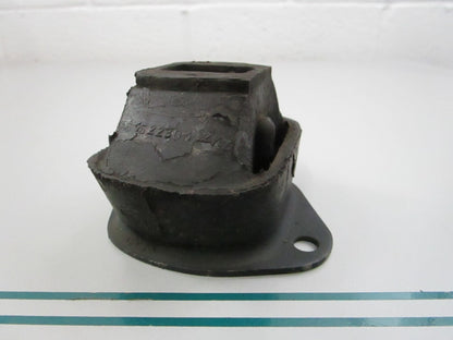 NEW OEM 6152230112 Mercedes-Benz Engine Mount 0810