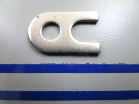 *NEW OEM* 0810 OMC Johnson Evinrude Retainer 341461 0341461