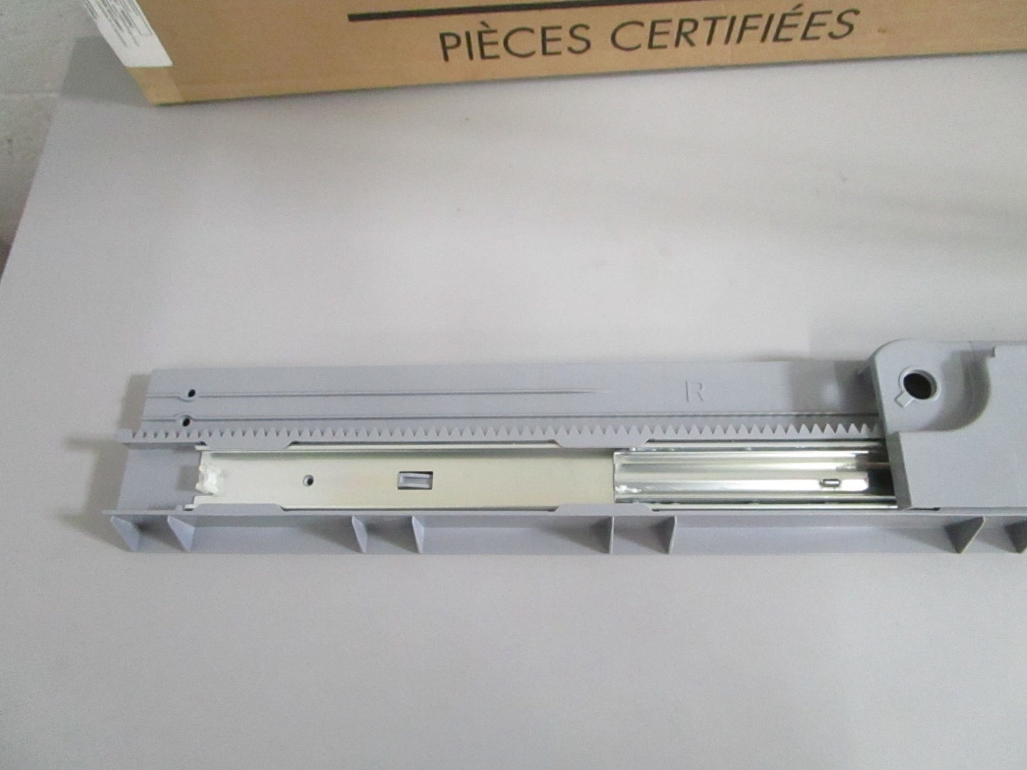 NEW OEM W11161915 Whirlpool Bracket 0820