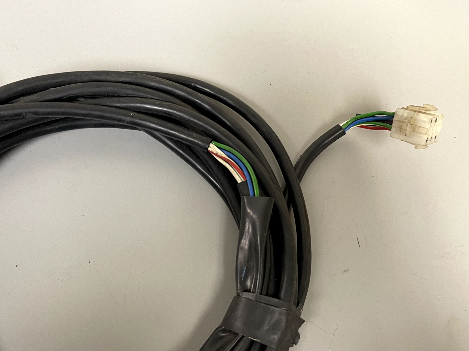 *NEW OEM* 0670  Volvo Penta Harness 853032