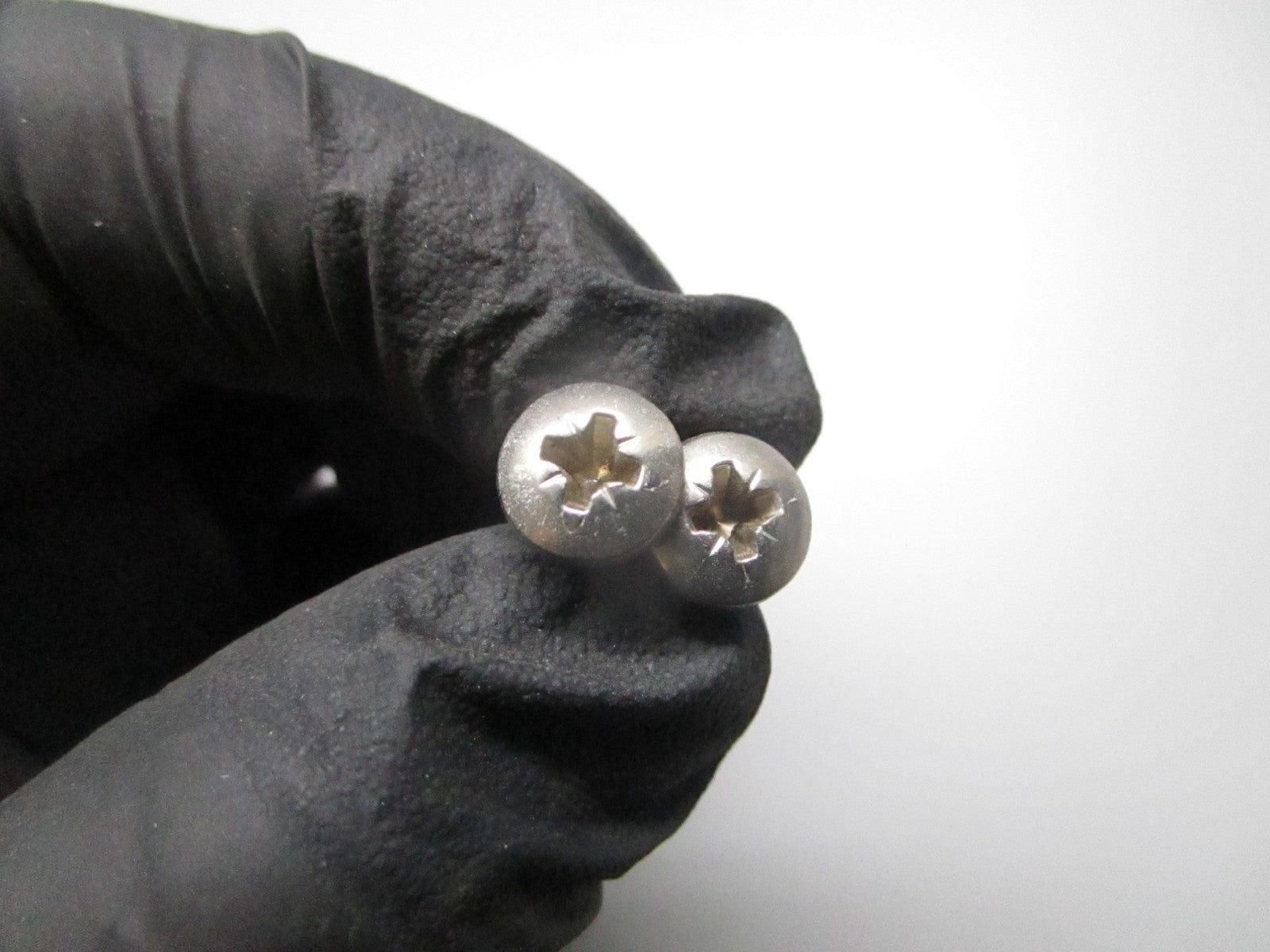 *NEW OEM* (LOT OF 2) 0720 OMC Johnson Evinrude Screw 315656 0315656