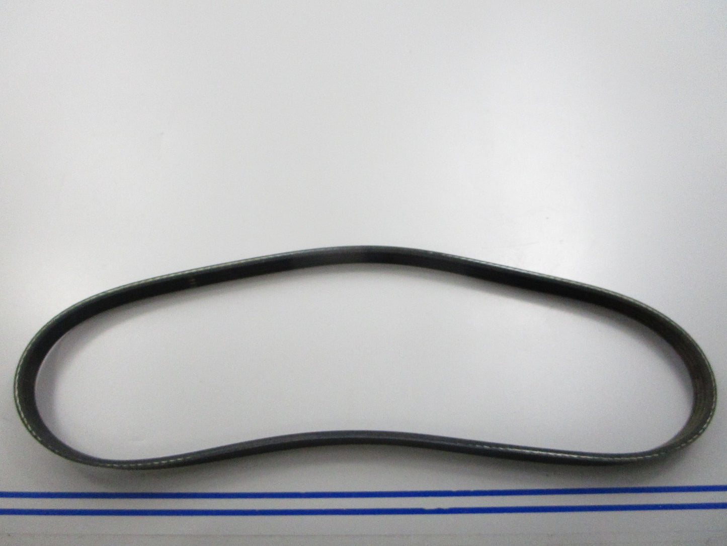 NEW K040319 Gates Micro-V Serpentine Belt 0810