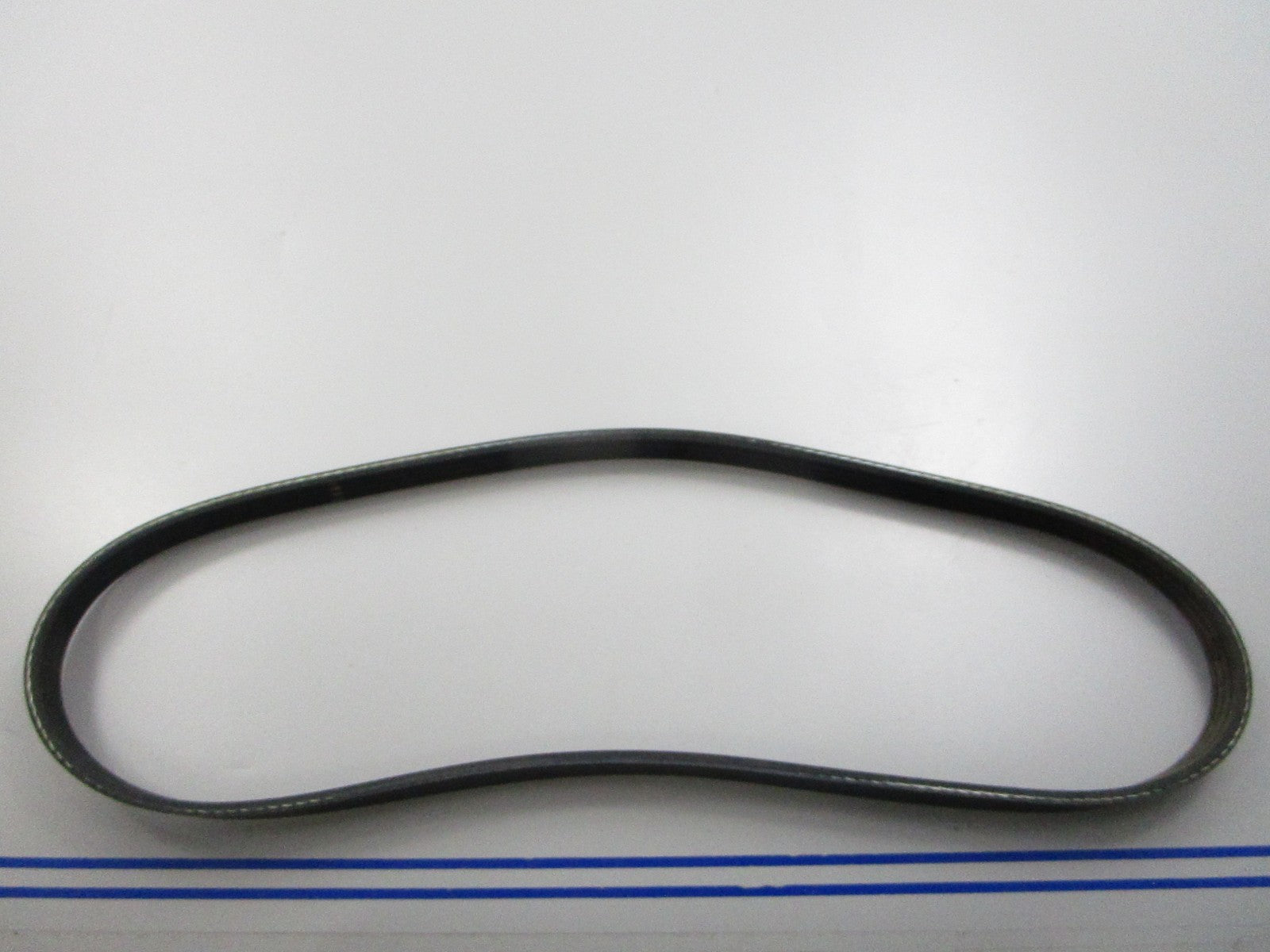 NEW K040319 Gates Micro-V Serpentine Belt 0810