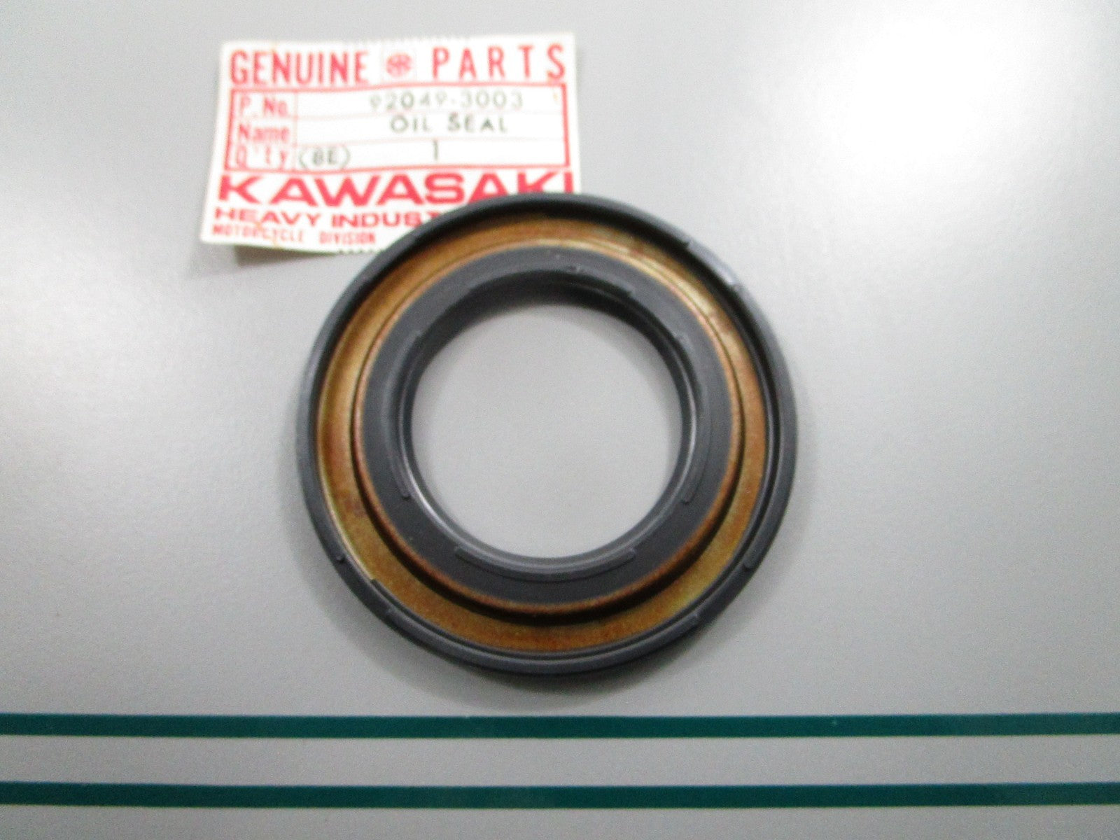 NEW OEM 92049-3003 Kawasaki Seal 0810
