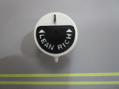 *NEW OEM* 0820 OMC Johnson Evinrude Adjustment Knob 205883 0205883