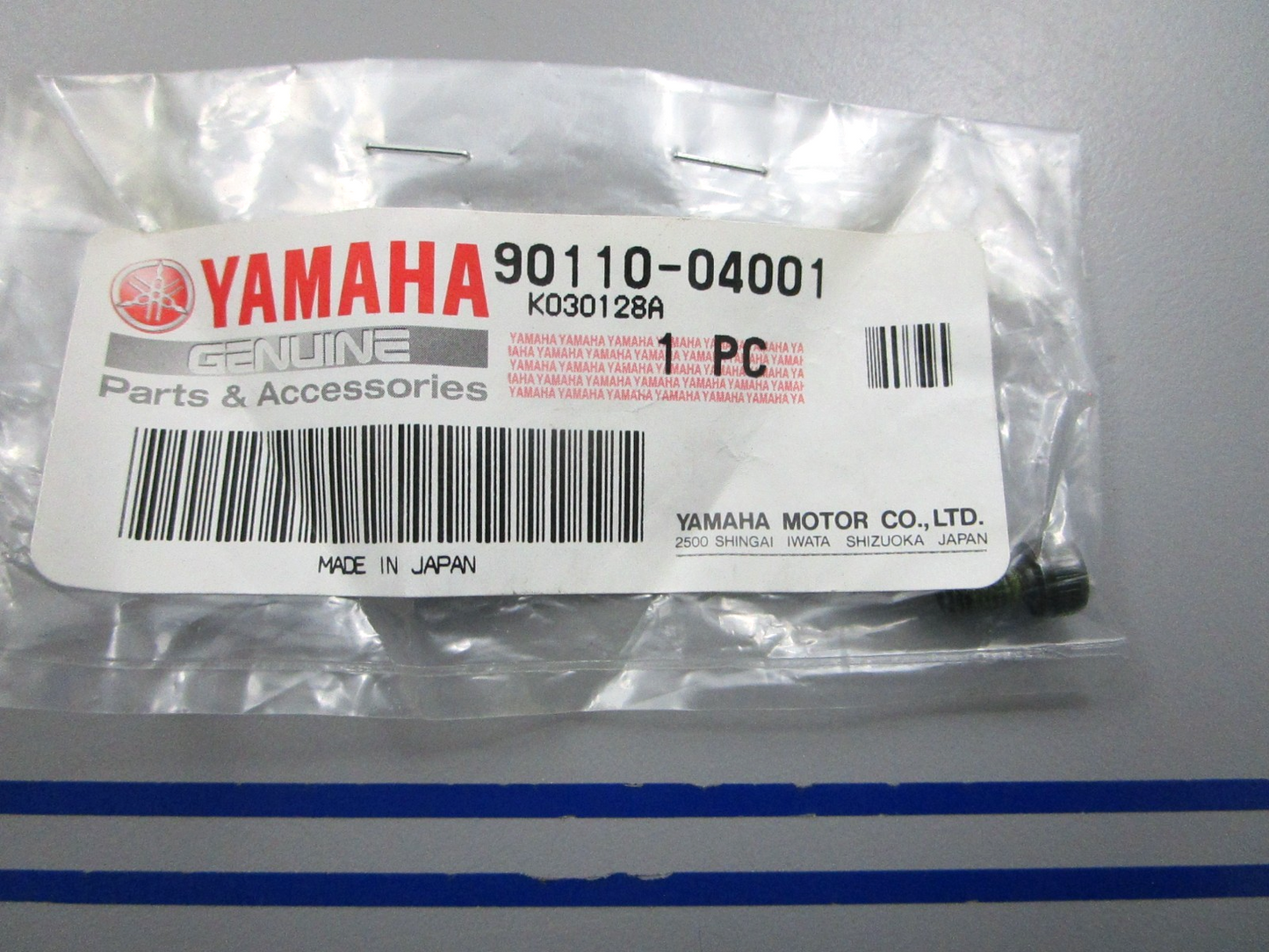 NEW OEM 90110-04001-00 Yamaha Bolt 0810