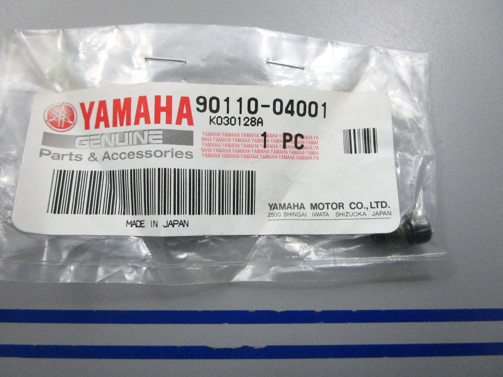 NEW OEM 90110-04001-00 Yamaha Bolt 0810