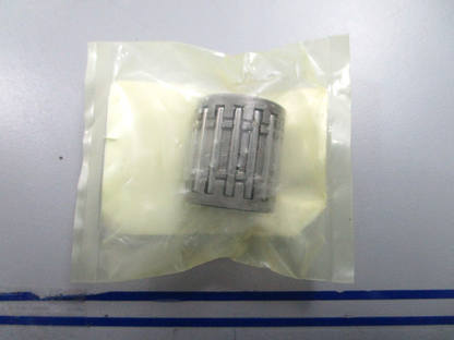 *NEW OEM* 0810 Tohatsu Needle Rollder Bearing 3C7-00042-0 3C7000420