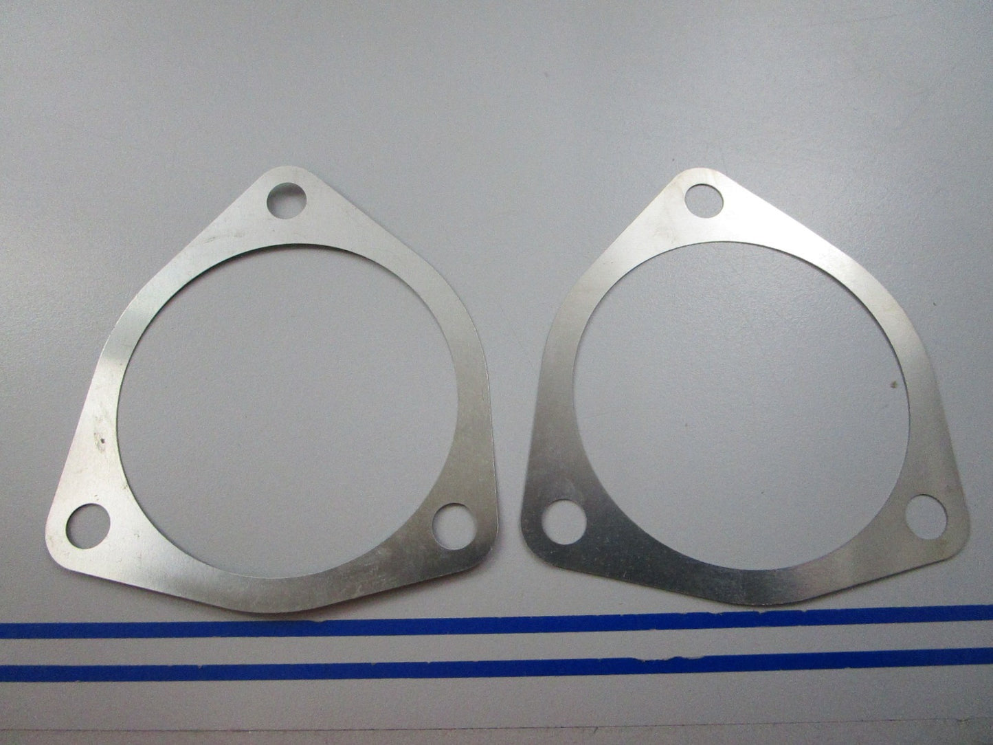 NEW OEM (LOT OF 2) 908428 0908428 OMC Johnson Evinrude Shim 0810