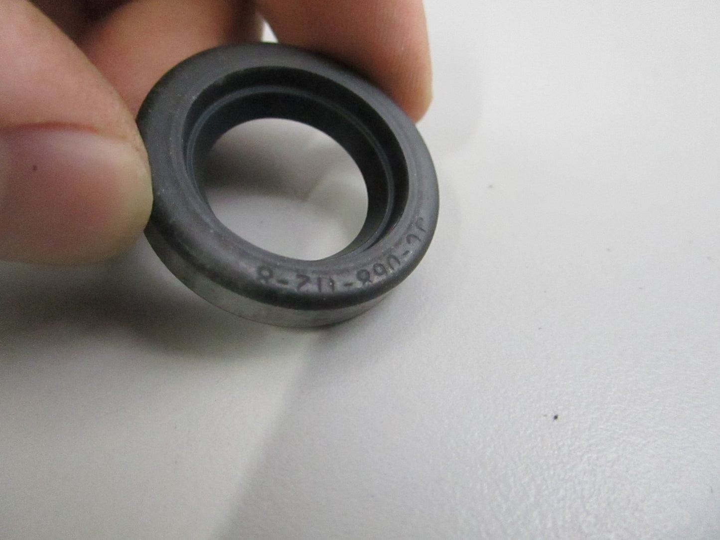 NEW OEM 26-26805 Mercury Quicksilver Oil Seal 0810
