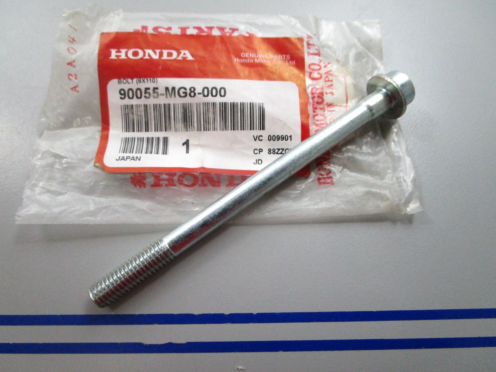 NEW OEM 90055-MG8-000 Honda Flange Bolt 0810