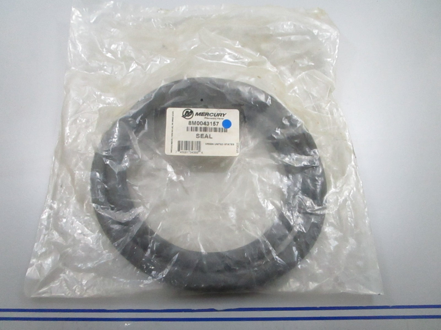 *NEW OEM* 0810 Mercury Quicksilver Seal 8M0043157