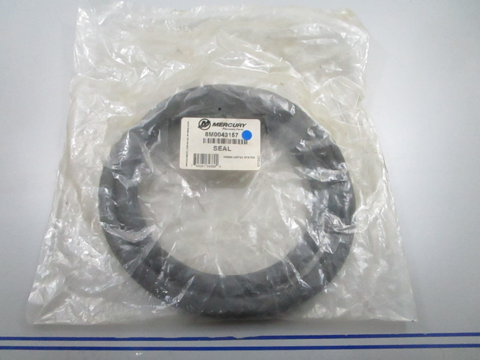 *NEW OEM* 0810 Mercury Quicksilver Seal 8M0043157