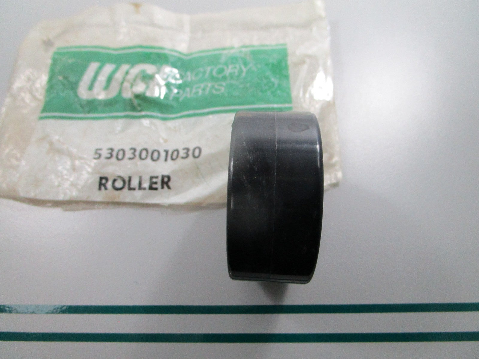 NEW 5303001030 WCI Roller 0810