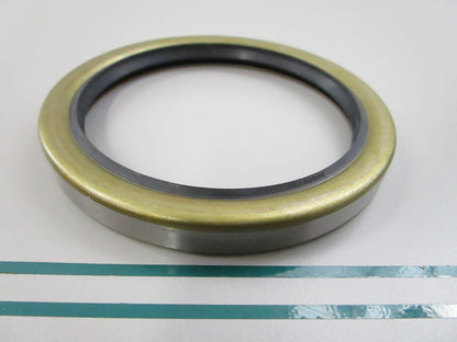 NEW CL113426 For: Clark Total Source Oil Seal 0810