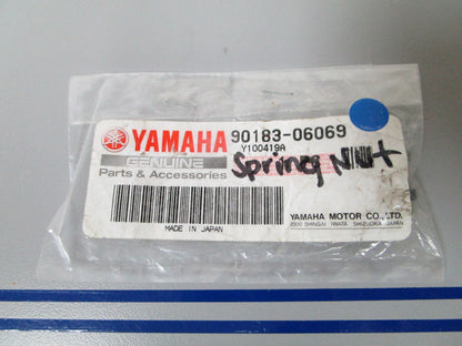 NEW OEM 90183-06069 Yamaha Spring Nut 0720