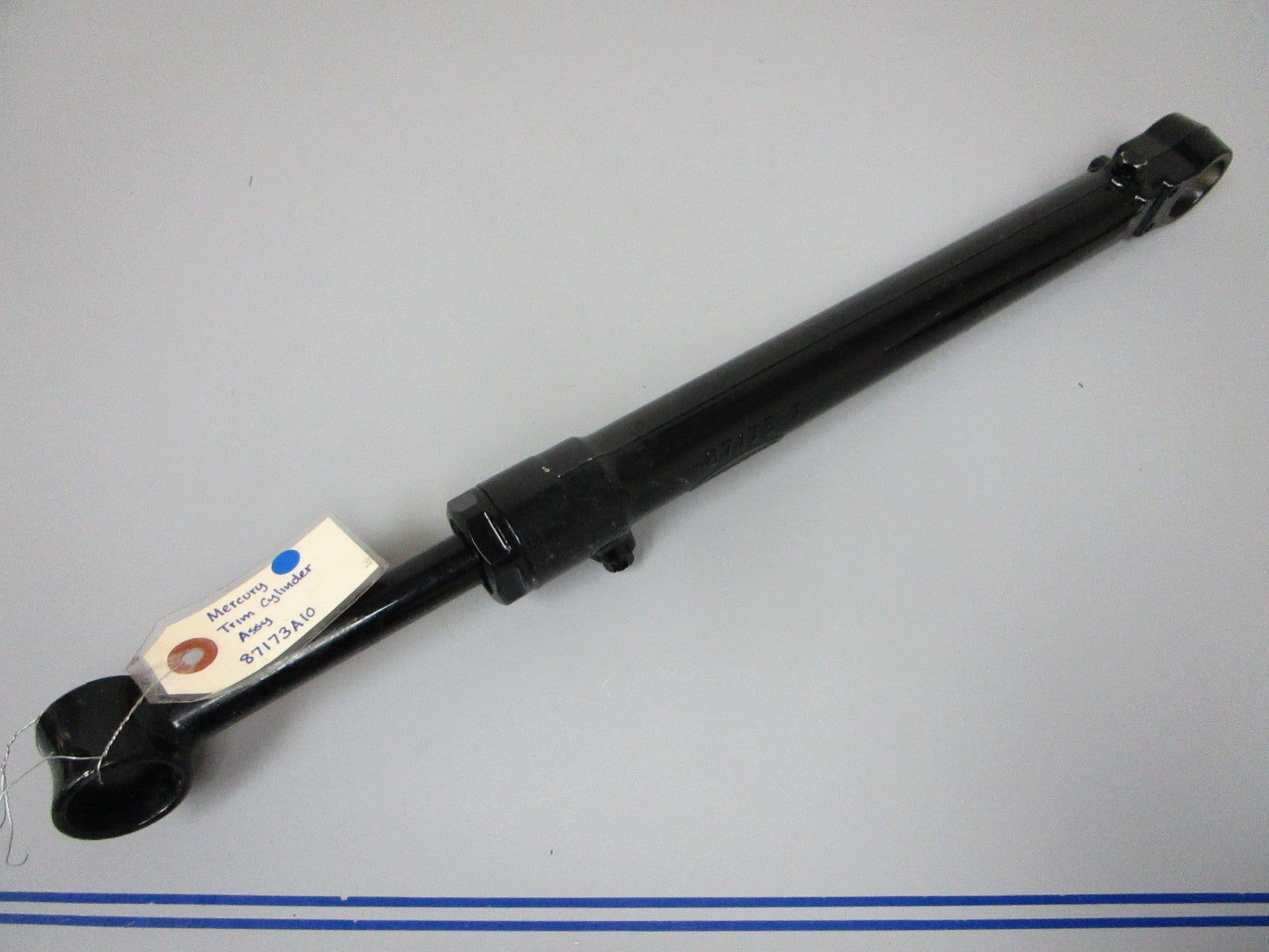 NEW OEM Mercury Mercruiser 87173A10 1978 120 140 1982 165 Trim Cylinder Ay 0720