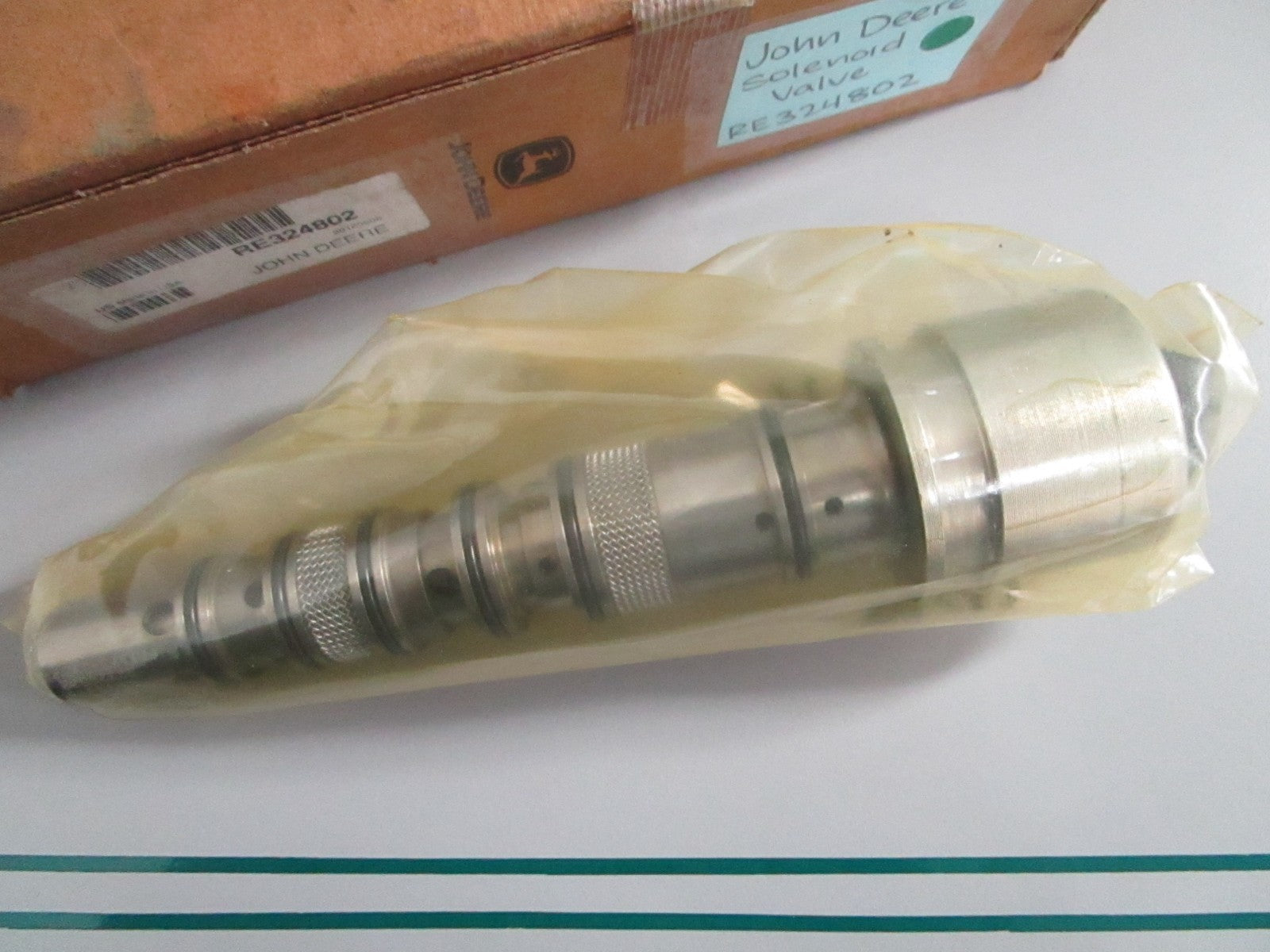NEW OEM RE324802 John Deere Solenoid Valve 0820
