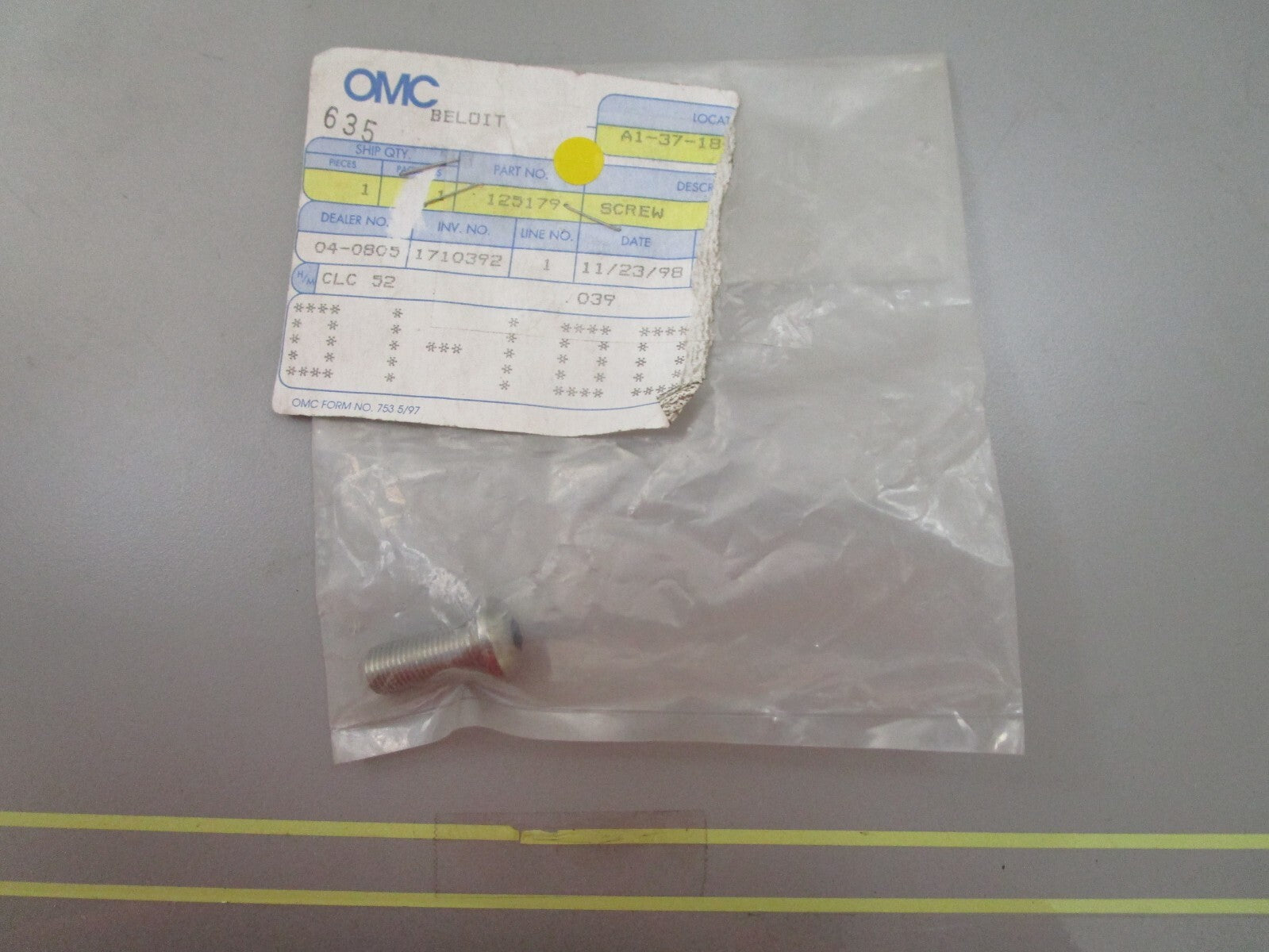 *NEW OEM* 0810 OMC Johnson Evinrude Screw 125179 0125179