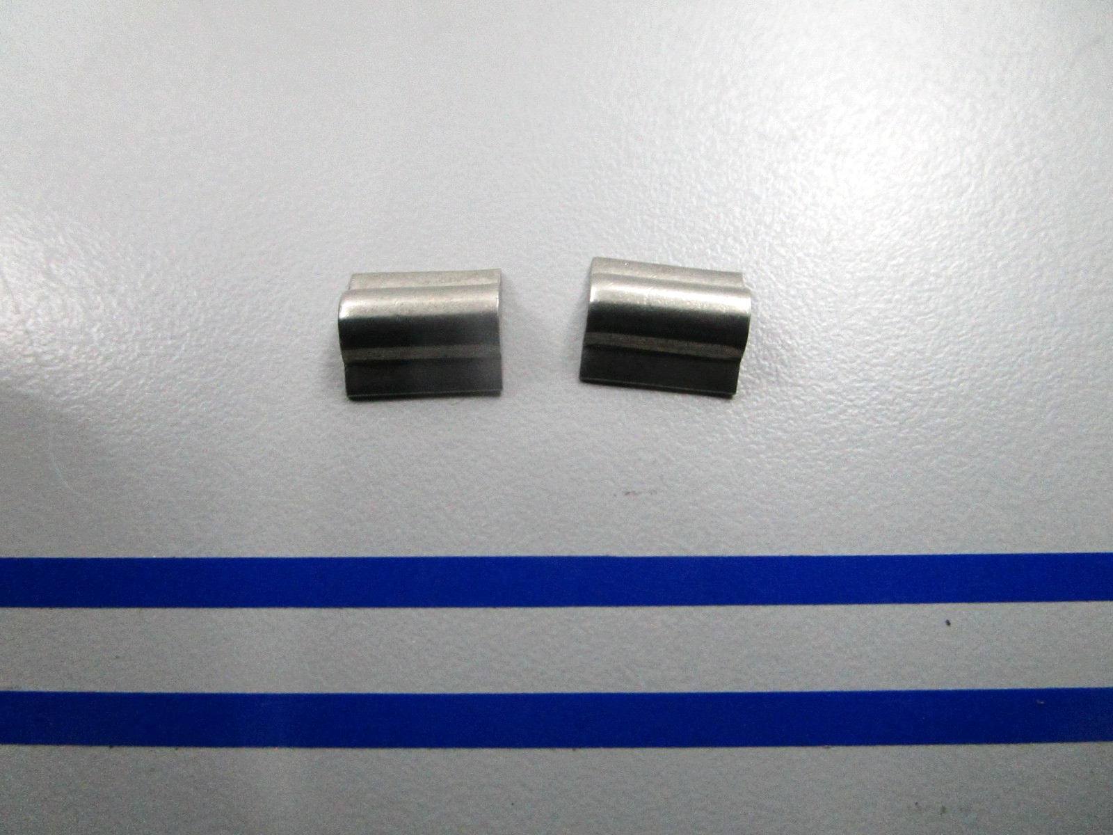 *NEW OEM* (LOT OF 2) 0810 Mercury Quicksilver Key 28-85119