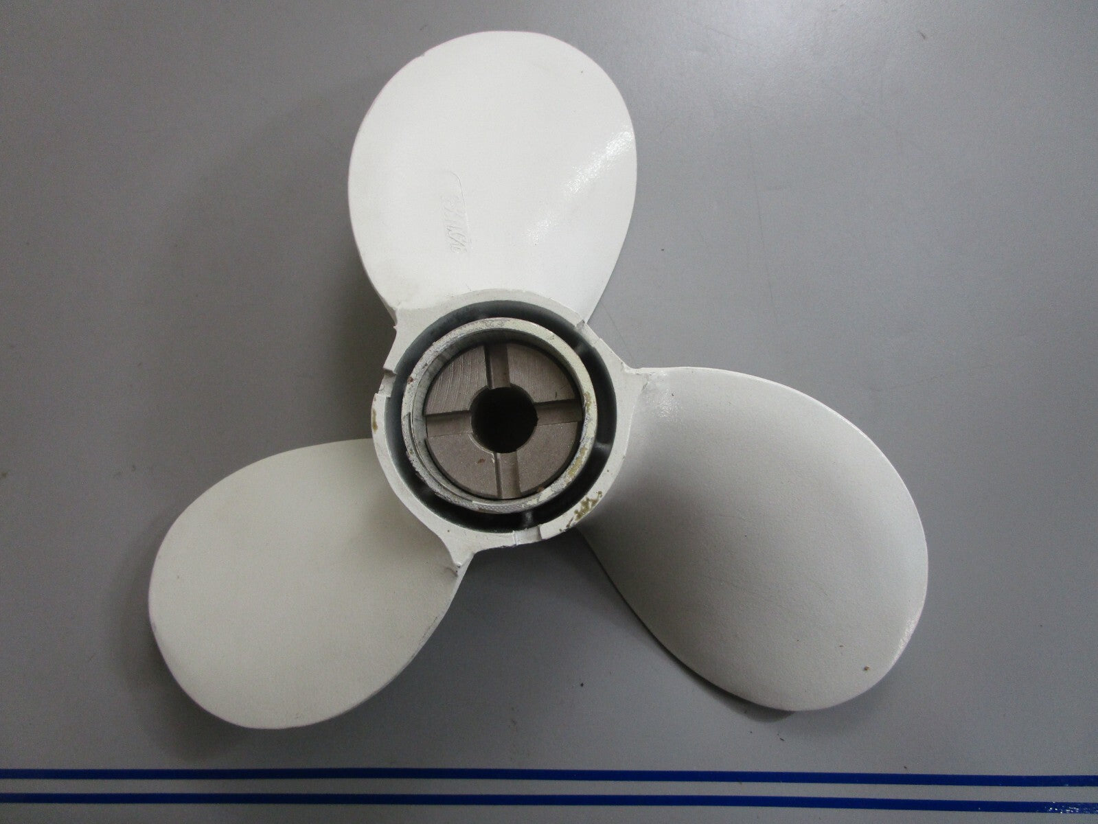 *NEW OEM* 0820 Yamaha 9½ × 11½ Propeller 648-45941-01-EL