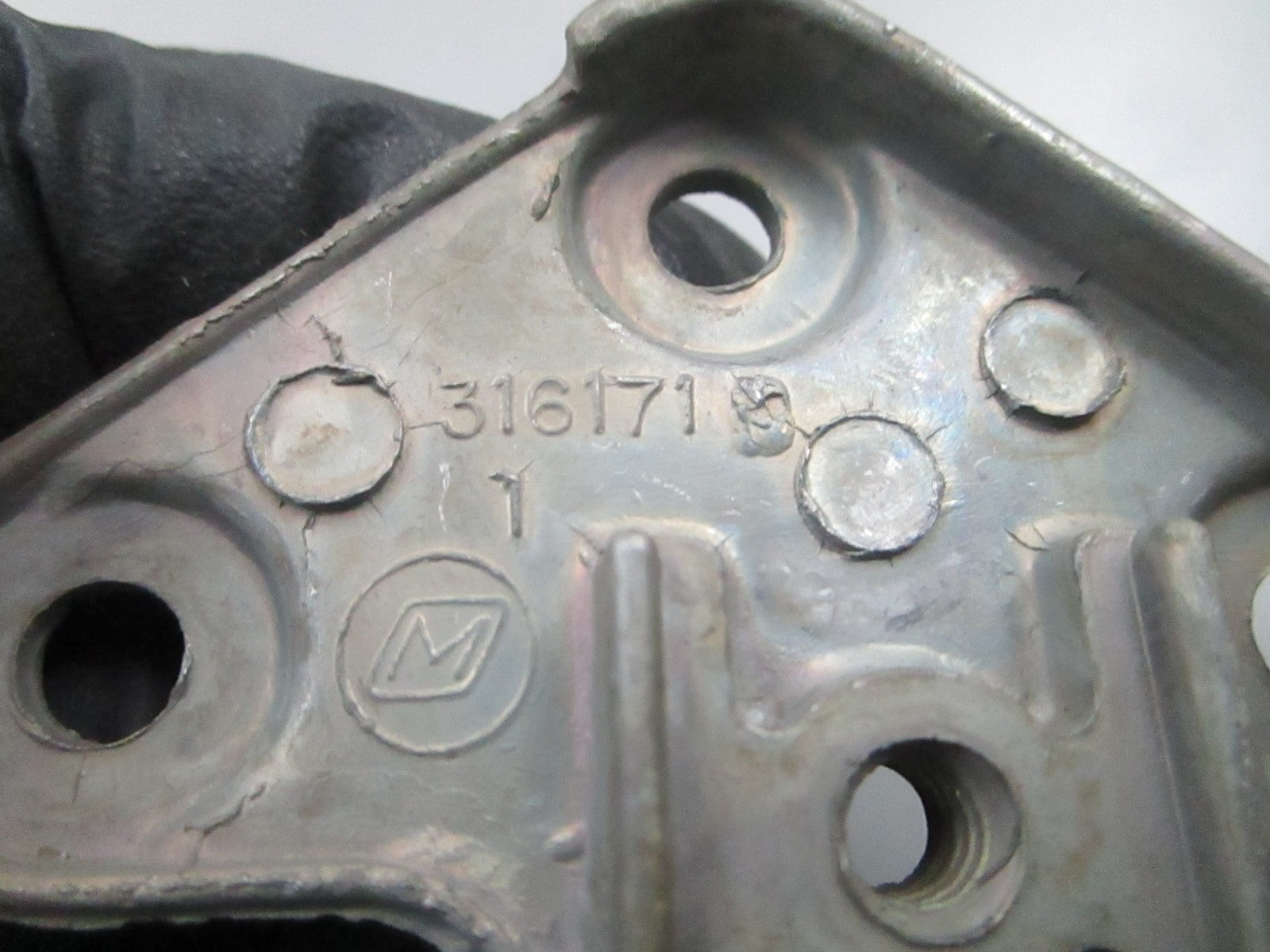 *NEW OEM* 0810 OMC Johnson Evinrude Anchor Block Hook 316171 0316171