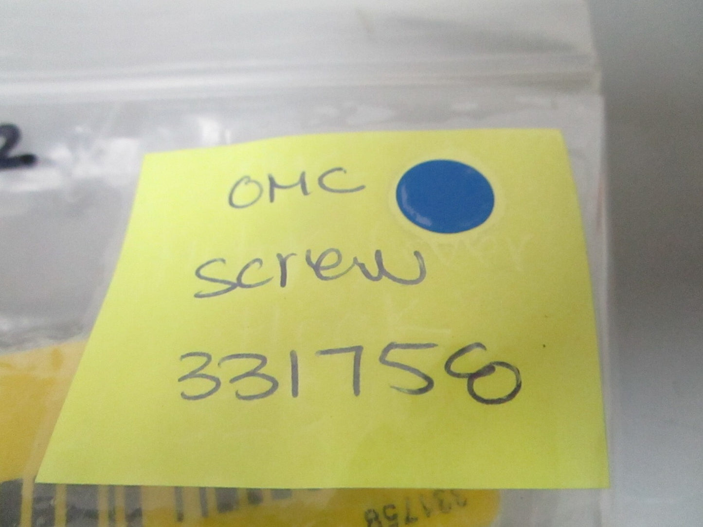 *NEW OEM* (LOT OF 2) 0810 OMC Johnson Evinrude Screw 331758 0331758