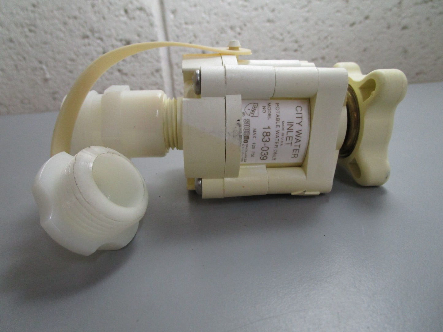 *NEW* 0820 Shurflo In Line Pressure Regulator 183-039-01