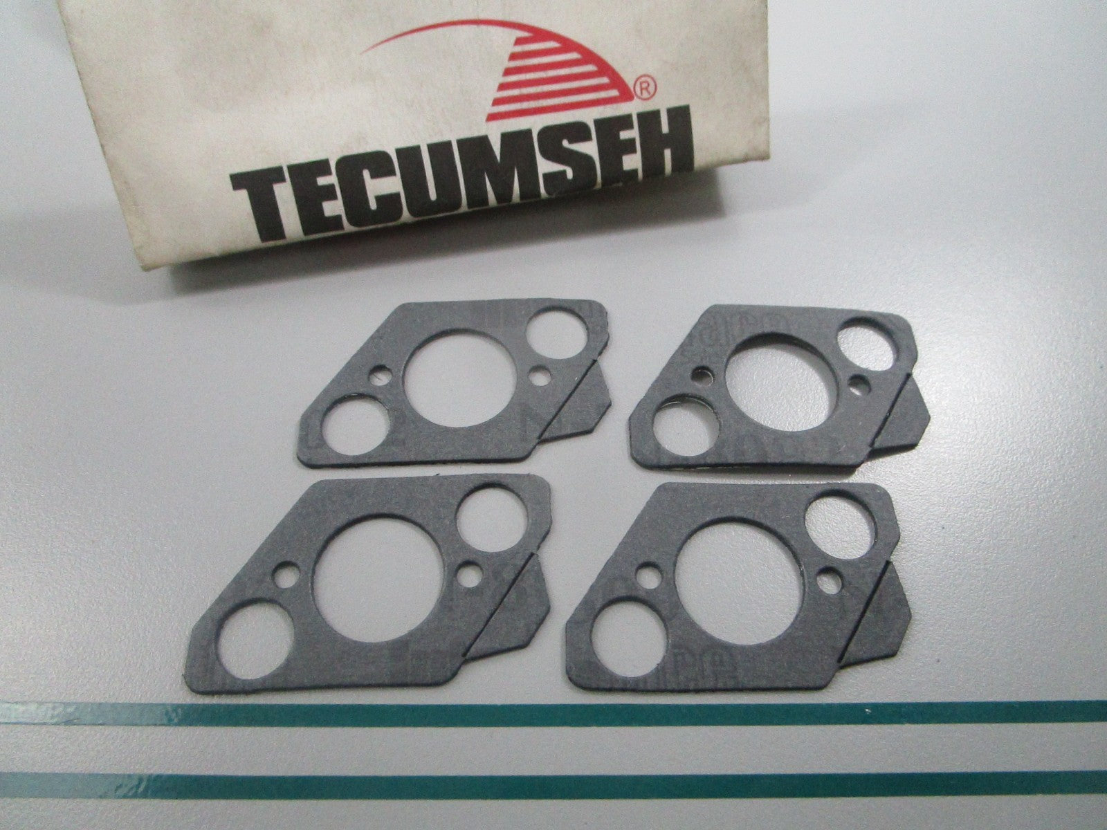 NEW OEM (LOT OF 4) 36048 Tecumseh Gasket 0810