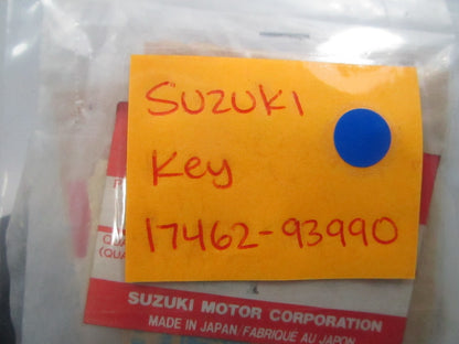 *NEW OEM* (LOT OF 4) 0810 Suzuki Key 17462-93990