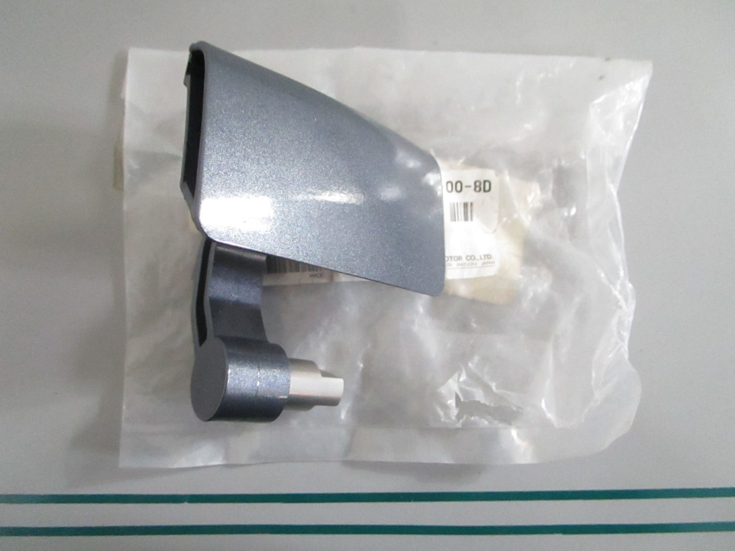 NEW OEM 68F-42815-00-8D Yamaha Clamp Lever 0820