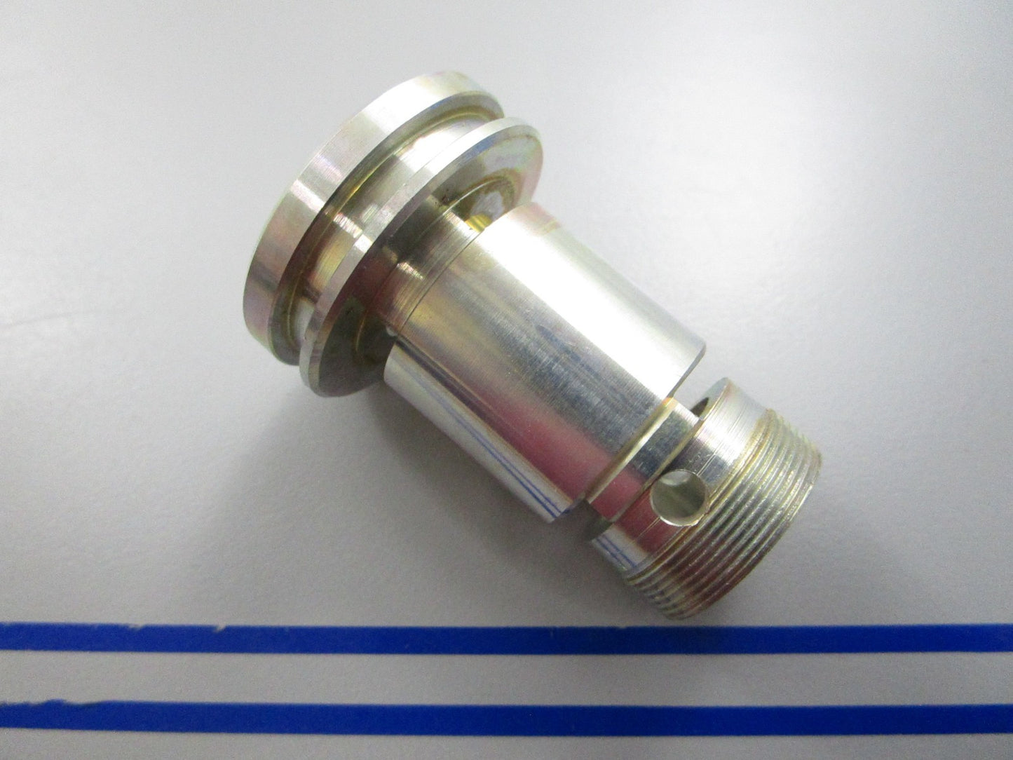 *NEW OEM* 0810 OMC Johnson Evinrude Shift Piston 320137 0320137