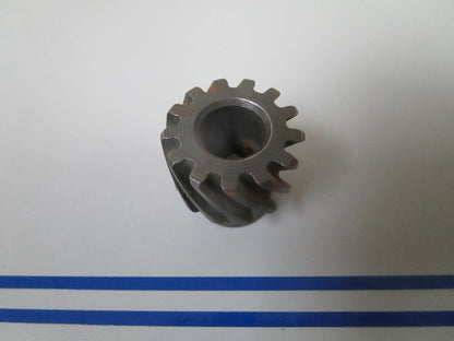 NEW OEM 311703 0311703 OMC Johnson Evinrude Drive Gear 0720