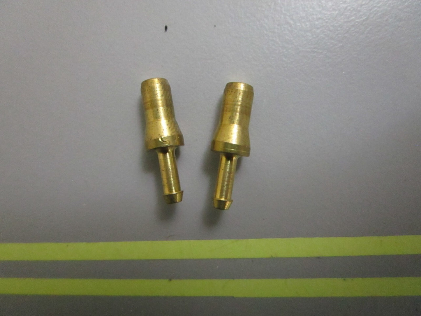 *NEW OEM* (LOT OF 2) 0810 OMC Johnson Evinrude Nipple 328789 0328789