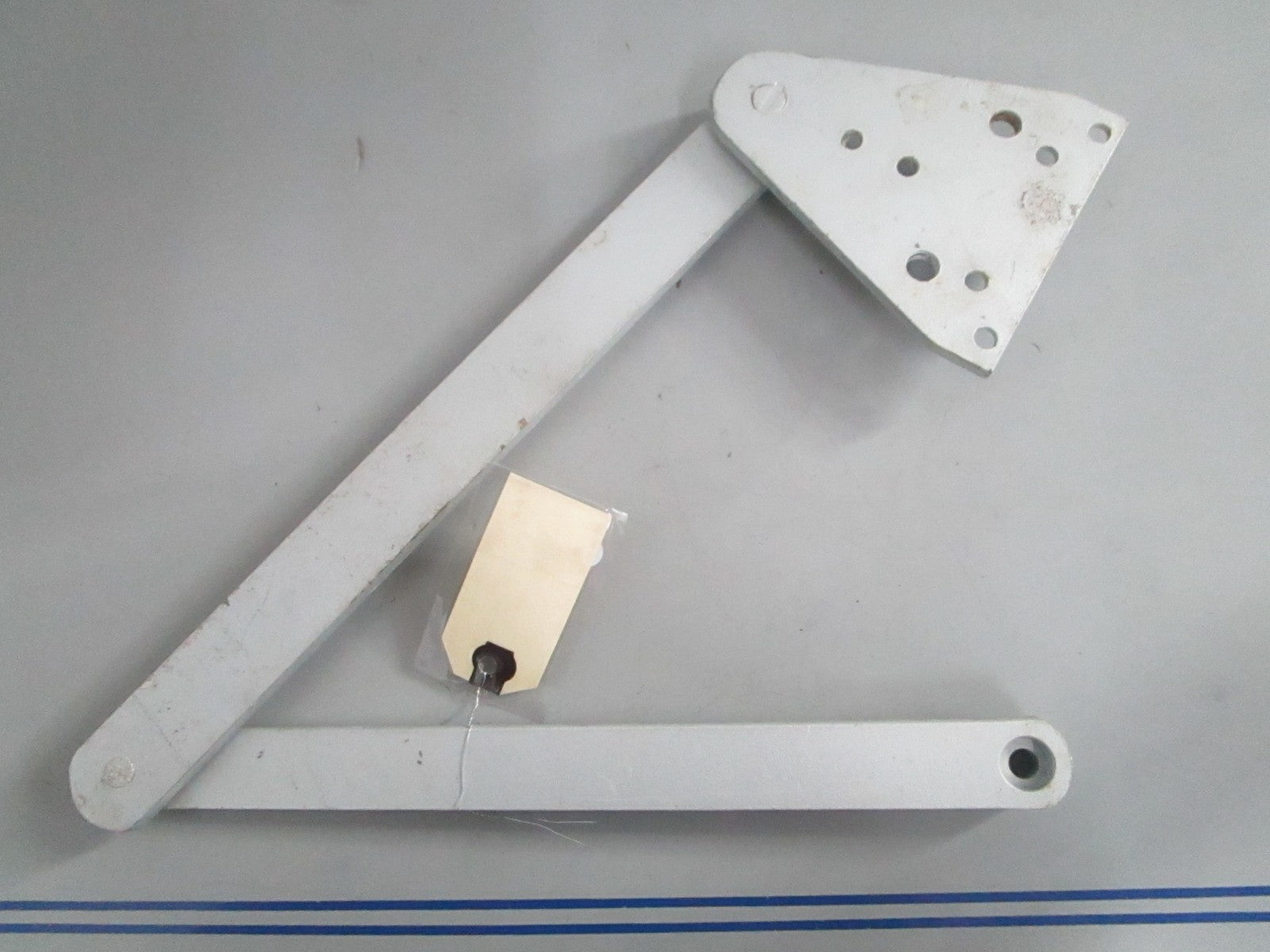 NEW OEM 669G Dorma Door Closer w/ Bracket 0820