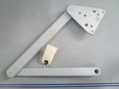 NEW OEM 669G Dorma Door Closer w/ Bracket 0820
