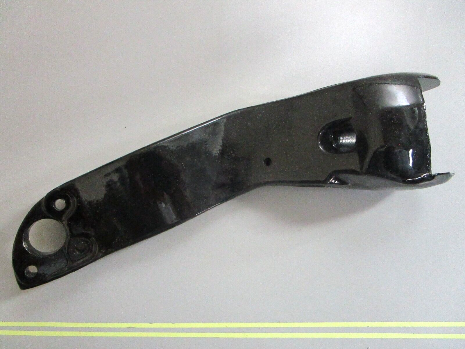 *NEW OEM* 0750 Mercury Quicksilver BRACKET 39056