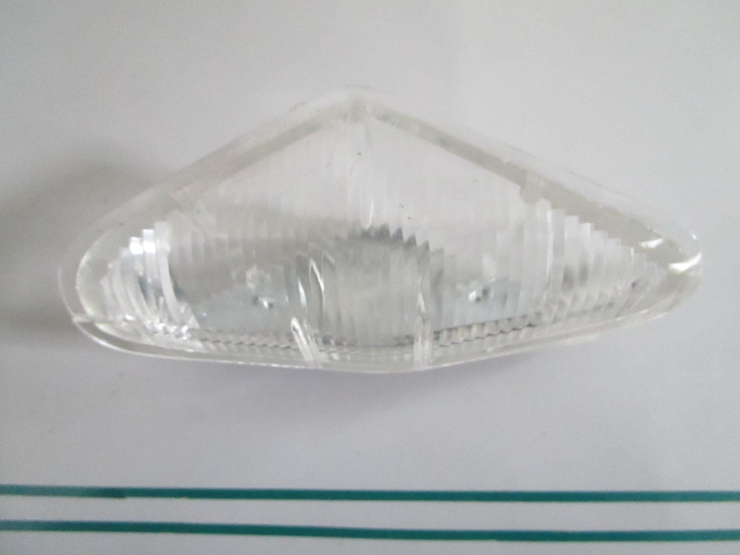 NEW OEM 1118260590 Mercedes-Benz Left Lens 0820