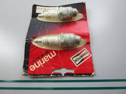 NEW (LOT OF 2) J6J Champion Spark Plug 0810