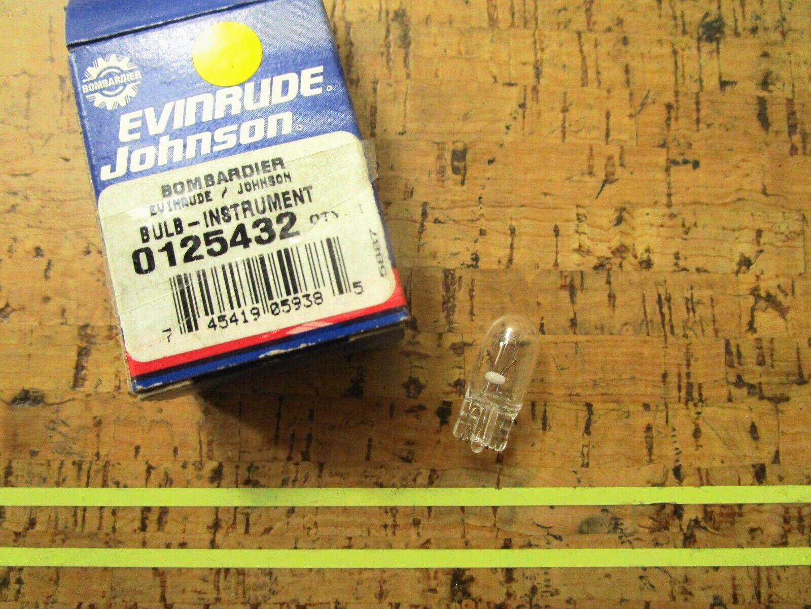 *NEW OEM* 0810 OMC Johnson Evinrude Instrument Bulb 125432 0125432