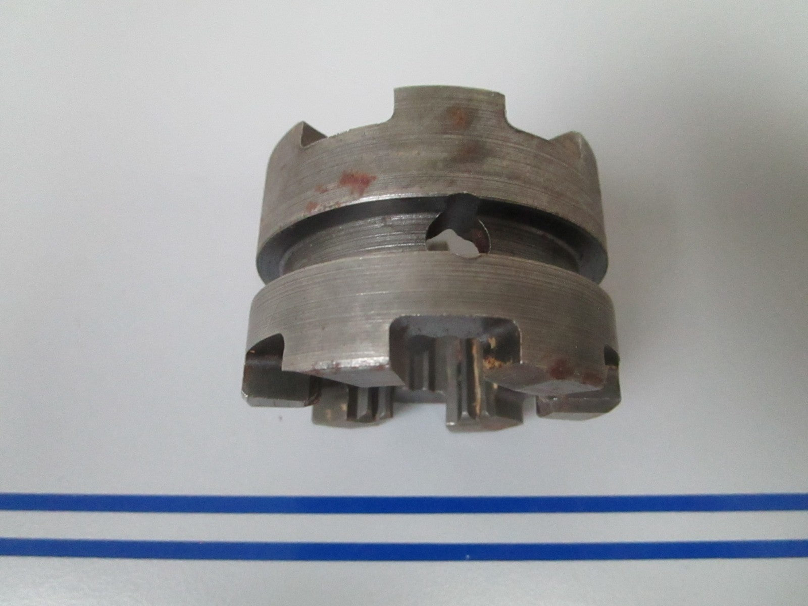 NEW OEM 337772 0337772 OMC Johnson Evinrude Clutch Dog 0720