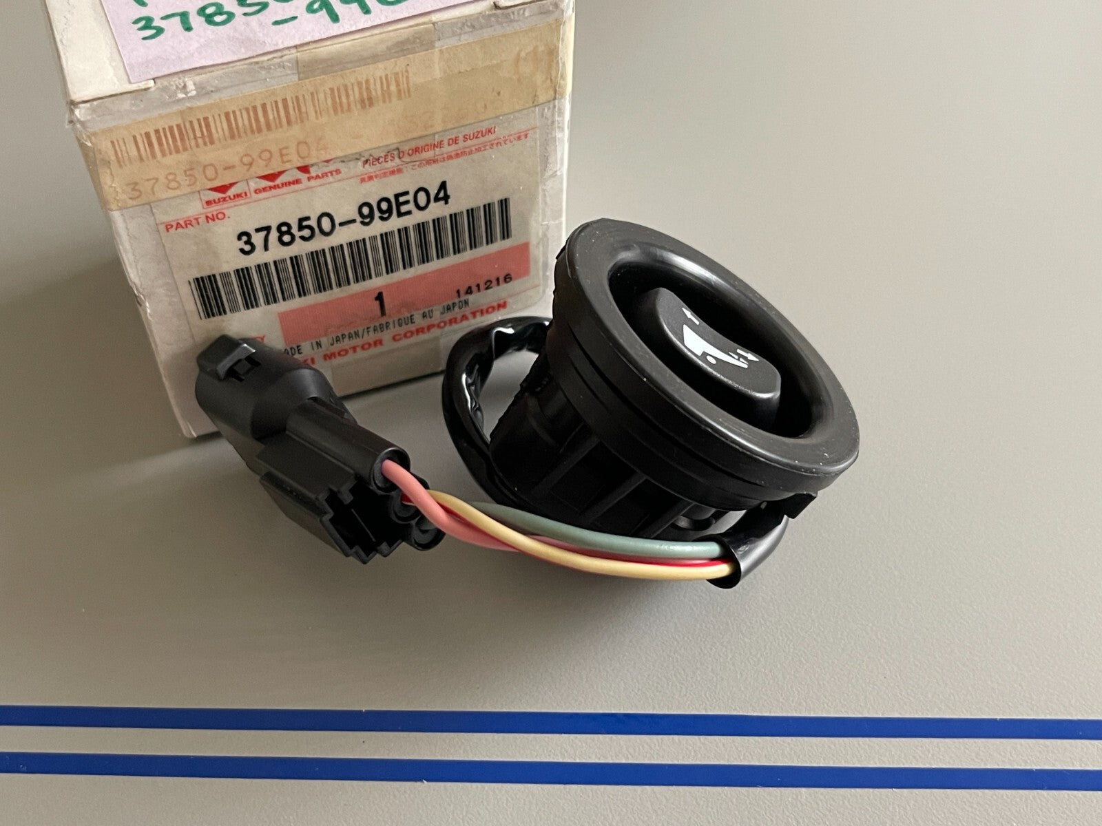 *NEW OEM* 0720 Suzuki Power Trim Tilt Switch 37850-99E04