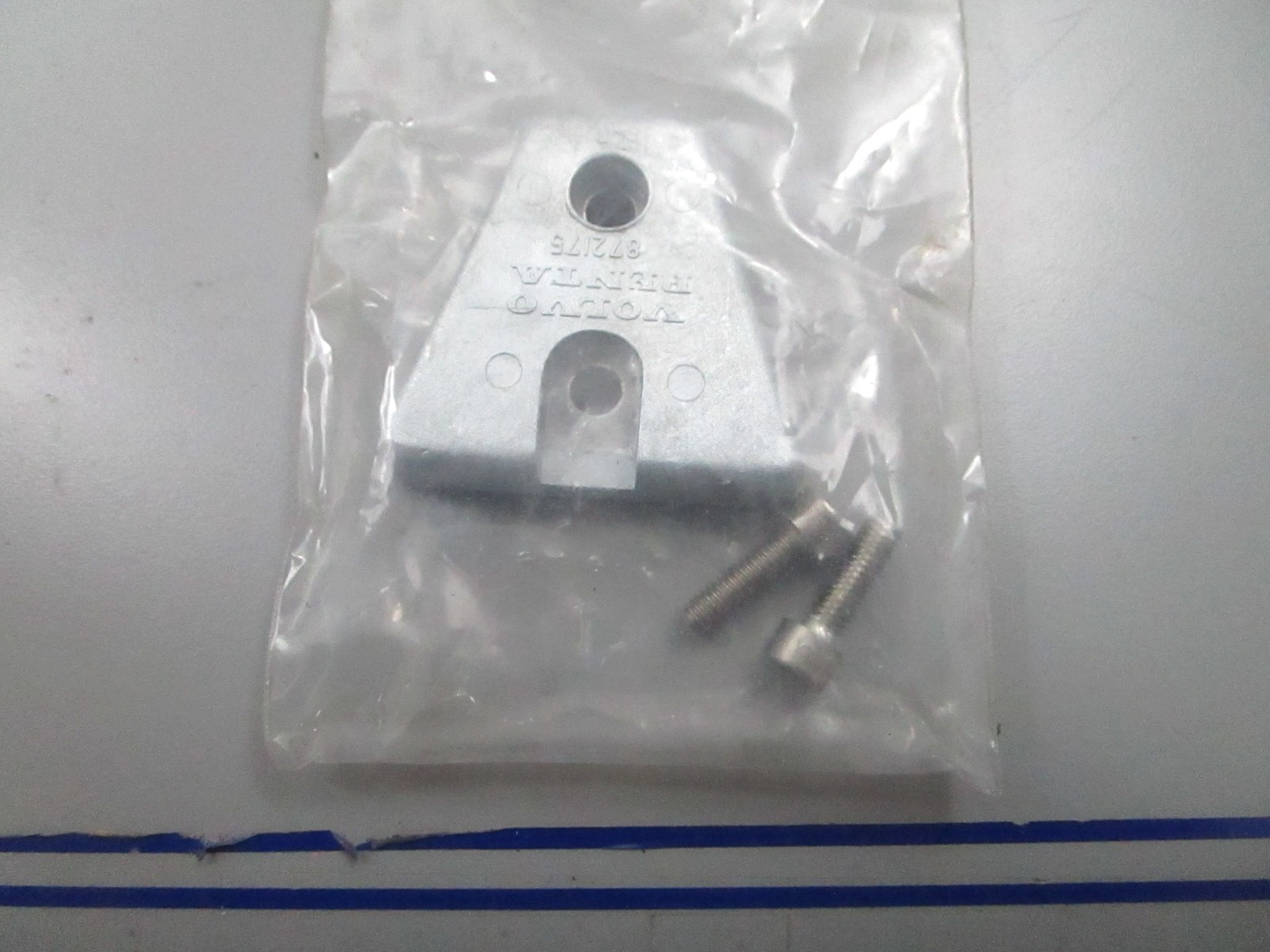 *NEW OEM* 0810 Volvo Penta Zinc Anode 876638