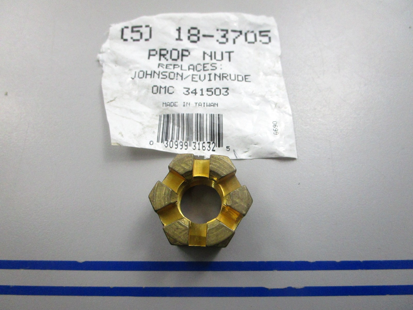 NEW 18-3705 Replaces: 3641503 Prop Nut 0810